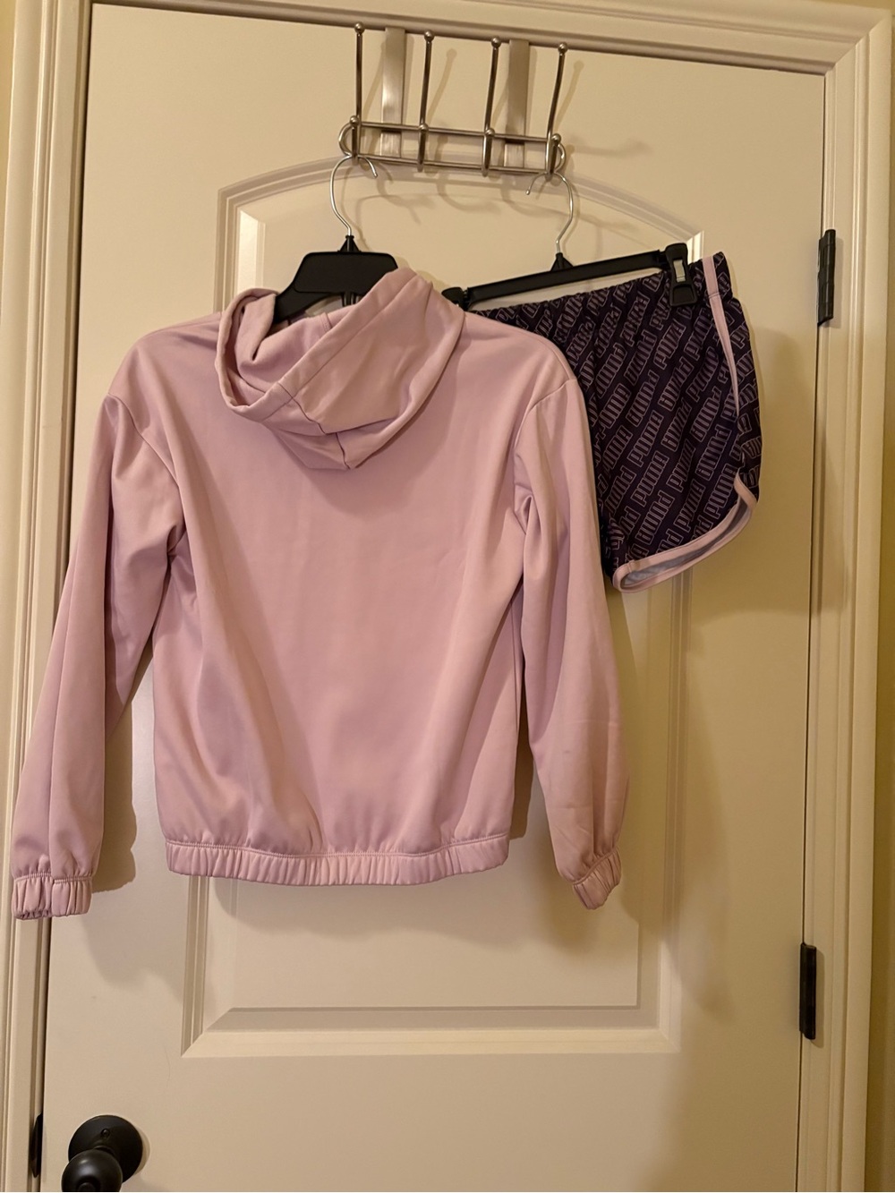 Puma Hoodie with Black Logo Patterned Shorts - Picture 4 of 4